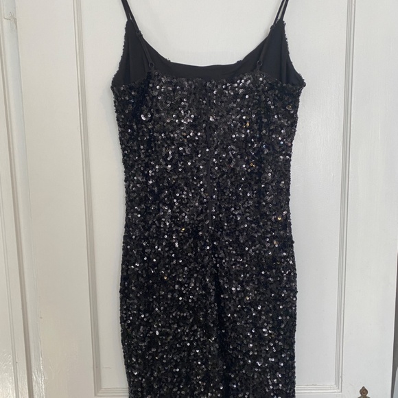 NWT GUESS Sabrina Black Sequin Dress - Picture 2 of 8
